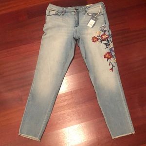 Universal Thread Embroidered Jeans